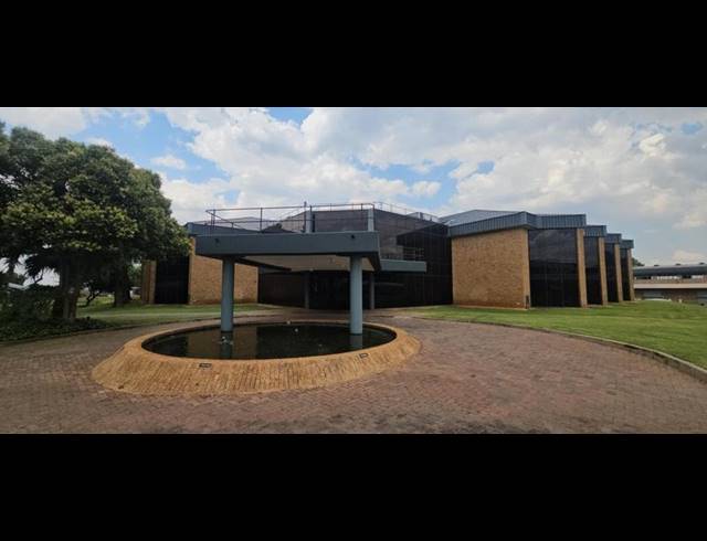 INDUSTRIAL PROPERTY TO RENT IN RANDJESPARK